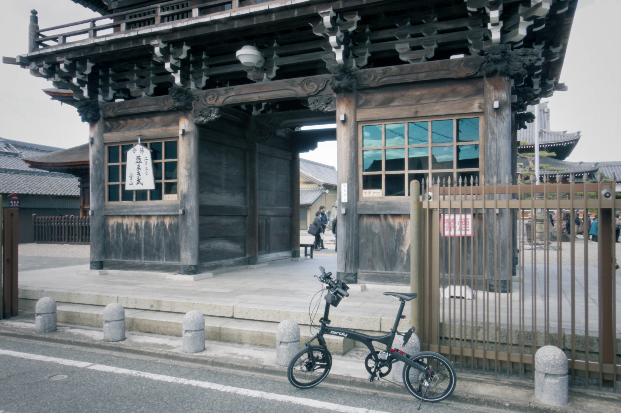 荒子観音寺